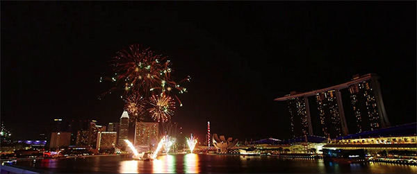 90 SECONDS FIREWORKS // FULLERTON BAY HOTEL